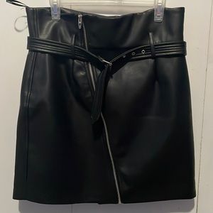 Women’s Black BLANKNYC leather skirt size 30